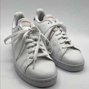 Adidas Women's White and Gold Sneakers W8